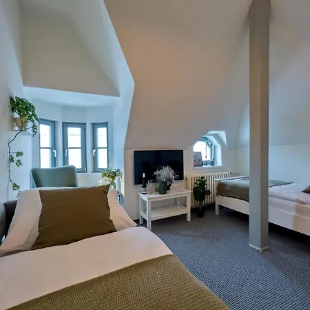 Gasthof Moc Bella Casa Mnichovo Hradiště